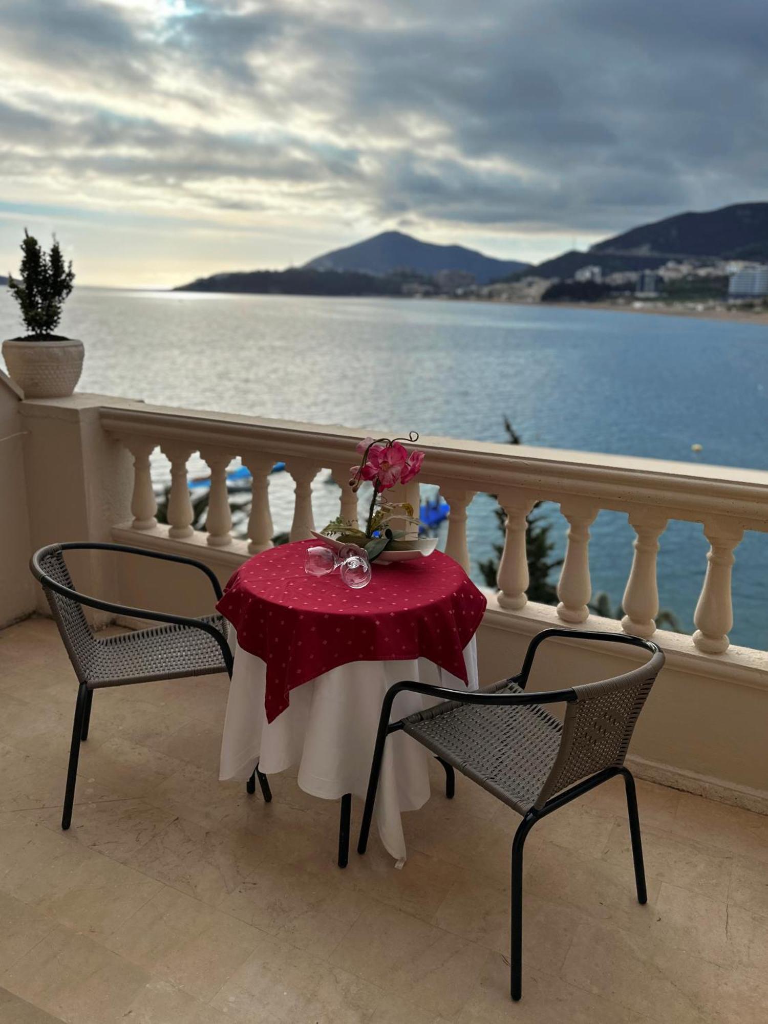 New Hotel Kuc By Marvel Budva Ngoại thất bức ảnh