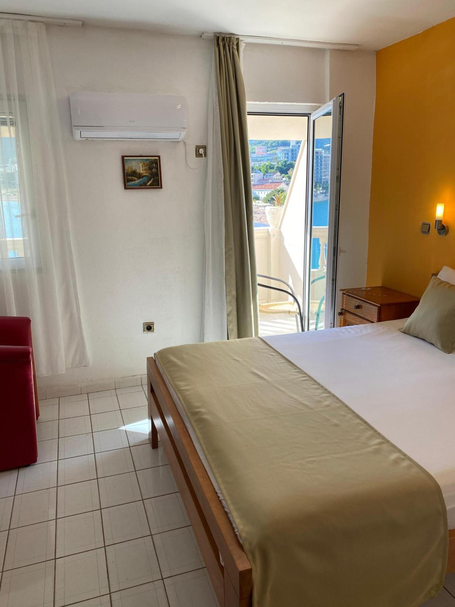 New Hotel Kuc By Marvel Budva Ngoại thất bức ảnh