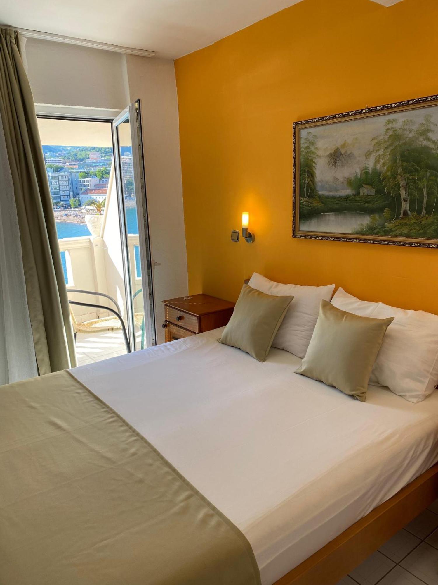 New Hotel Kuc By Marvel Budva Ngoại thất bức ảnh