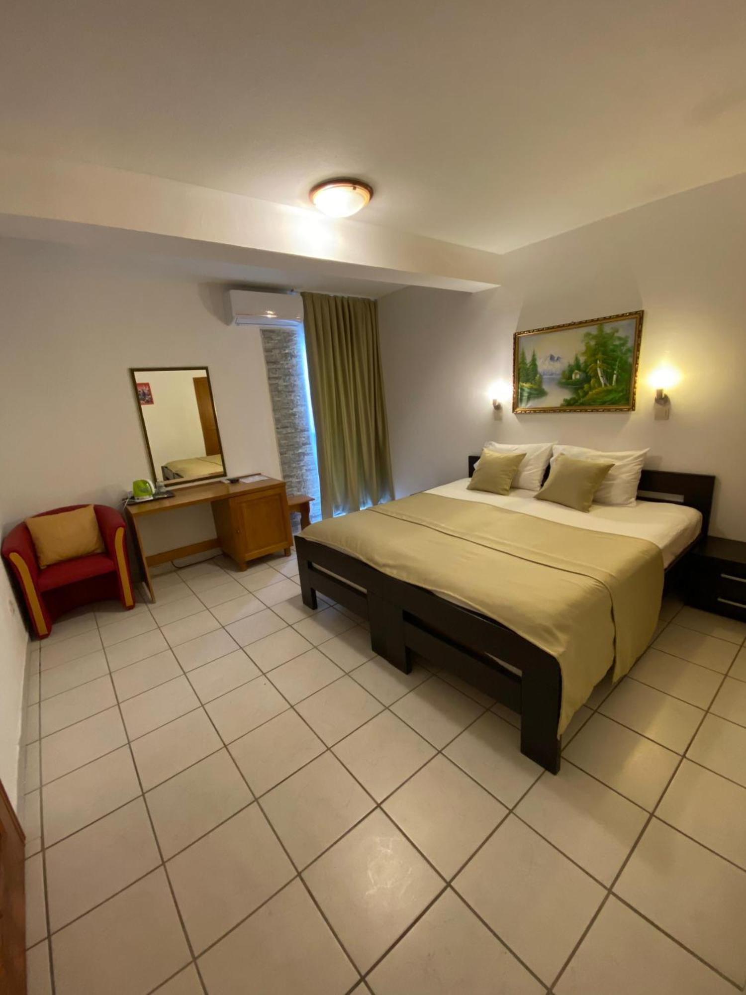 New Hotel Kuc By Marvel Budva Ngoại thất bức ảnh