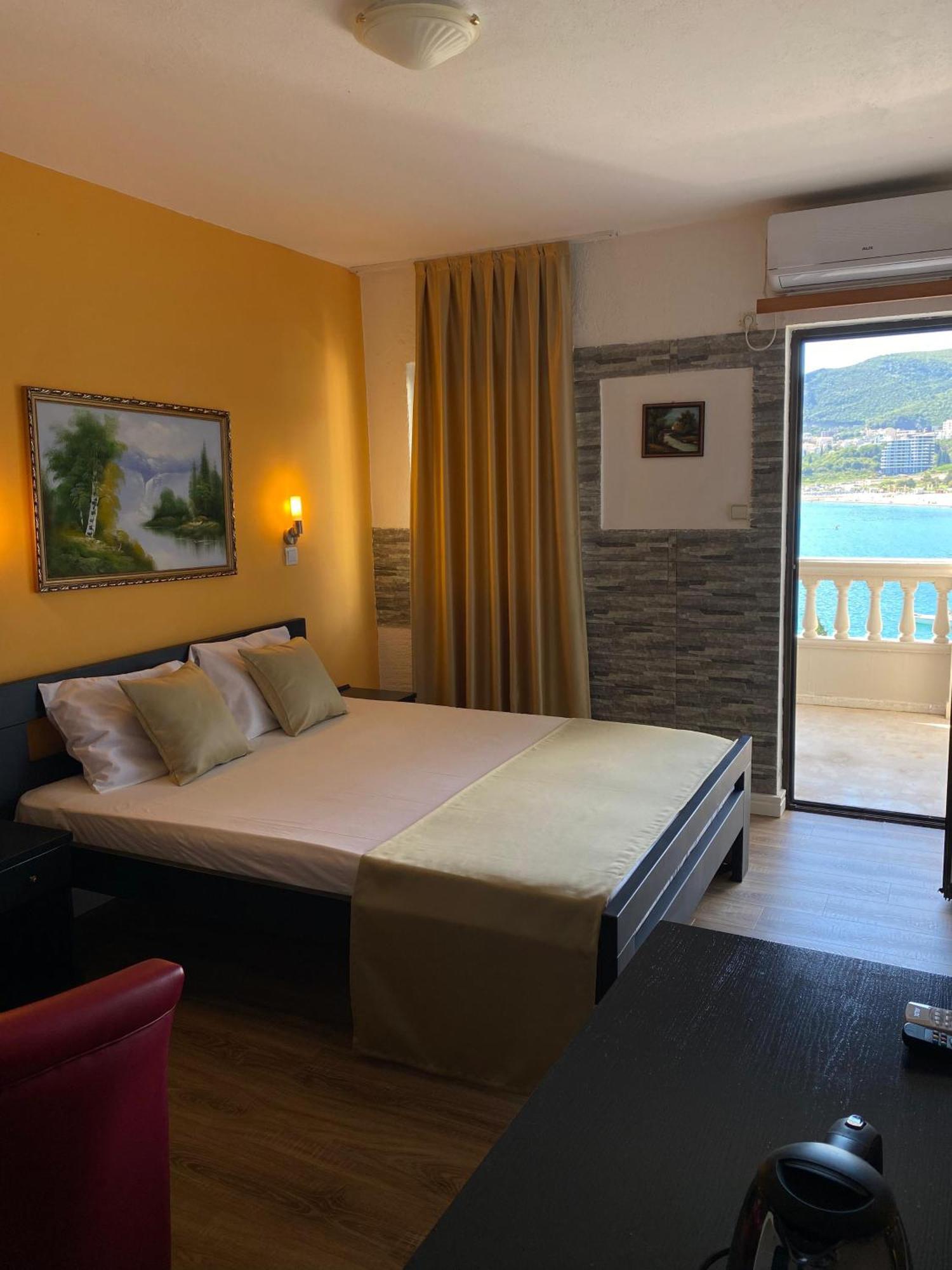 New Hotel Kuc By Marvel Budva Ngoại thất bức ảnh