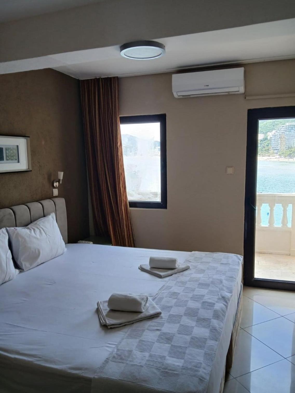 New Hotel Kuc By Marvel Budva Ngoại thất bức ảnh